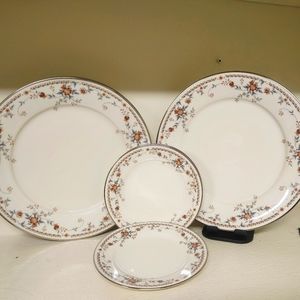 Noritake Ivory China Adagio 7237: Set of 8